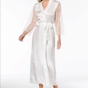 White Lace robe with slip